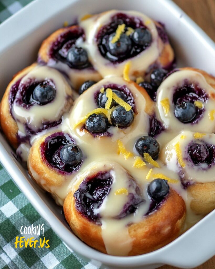 Blueberry Cinnamon Rolls (2)