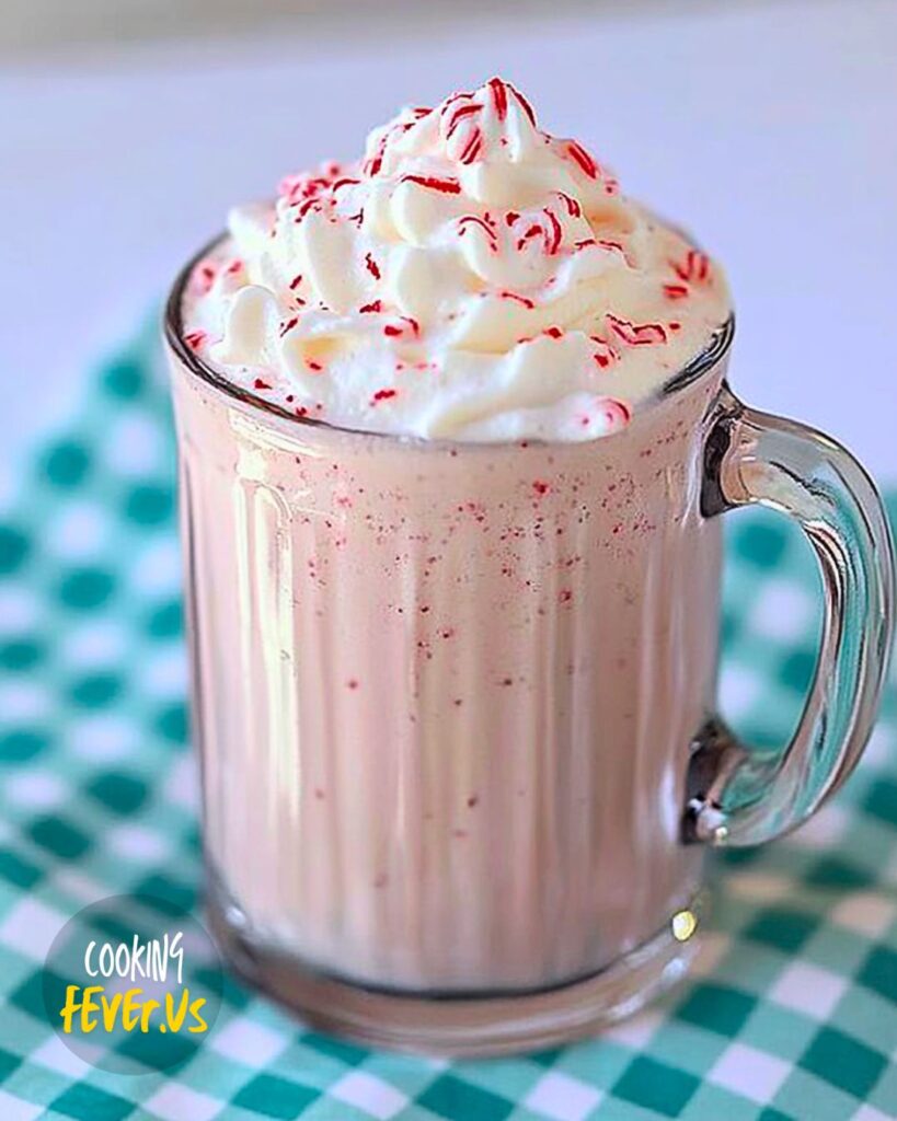 Preparing Copycat Peppermint Milkshake