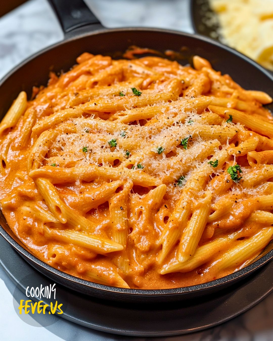 Creamy Tomato Alfredo Sauce Recipe