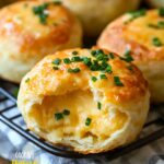 Garlic Cheddar Biscuits Recipe